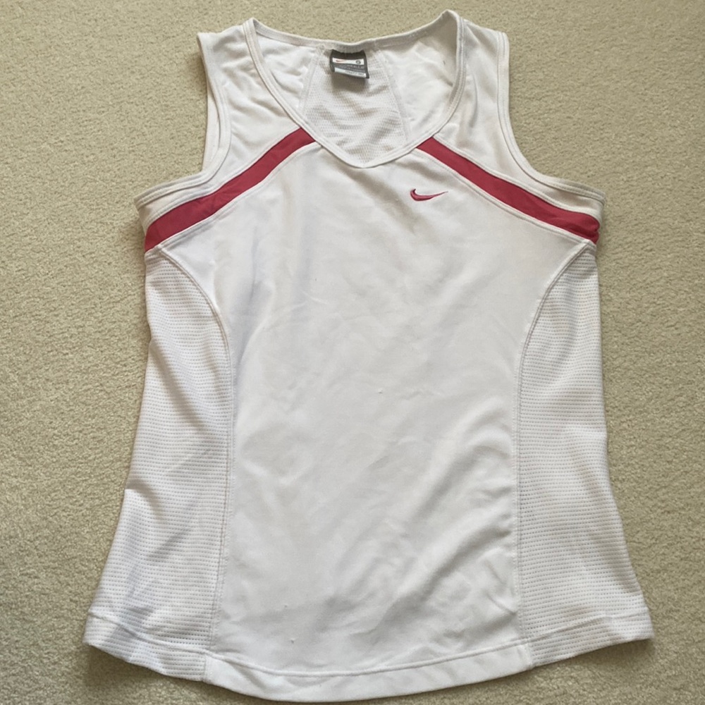 Super cute and sporty Nike tank